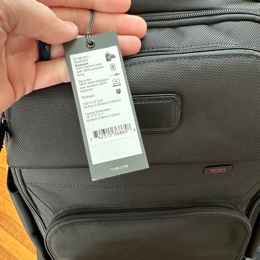 Tumi BackPack NWT Black